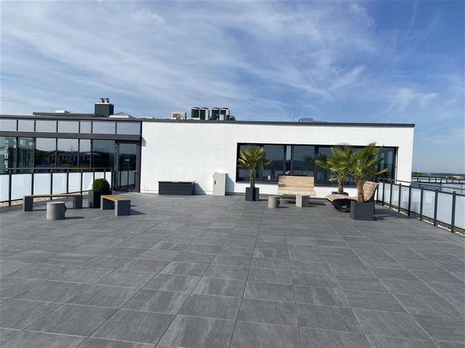 Unsere Dachterrasse für Pausen und Meetings