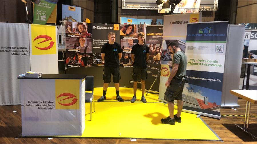 Die CAPSO GmbH | Elektro & Innovation tritt gemeinsam mit der Elektroinnung auf bei der Ausbildungsmesse in Rastatt.