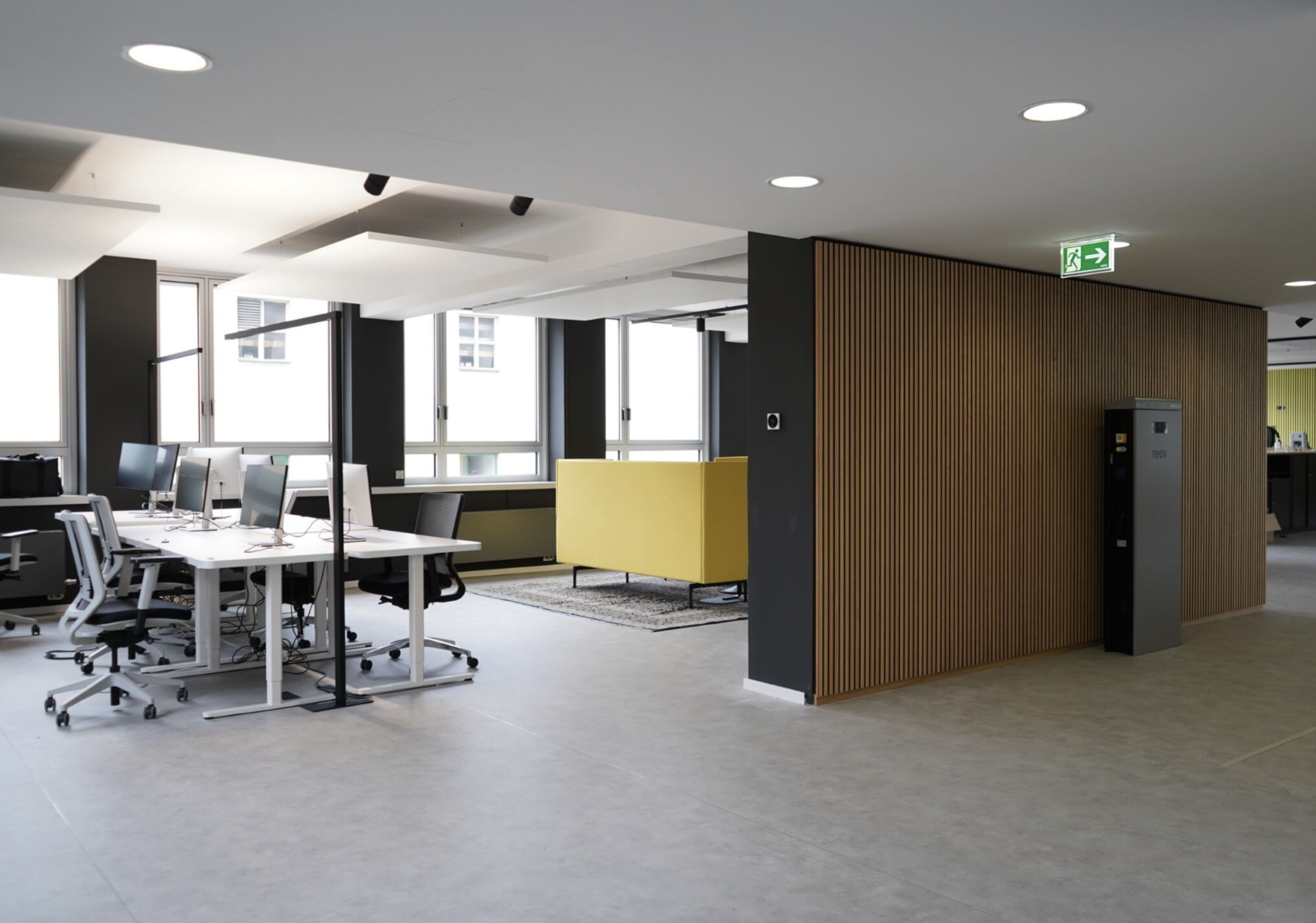Company photo of reev GmbH (1)