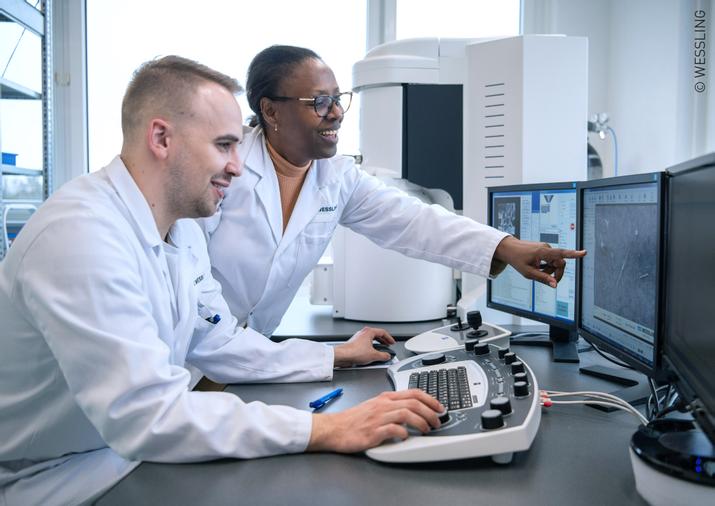 Zusammenarbeit Labor