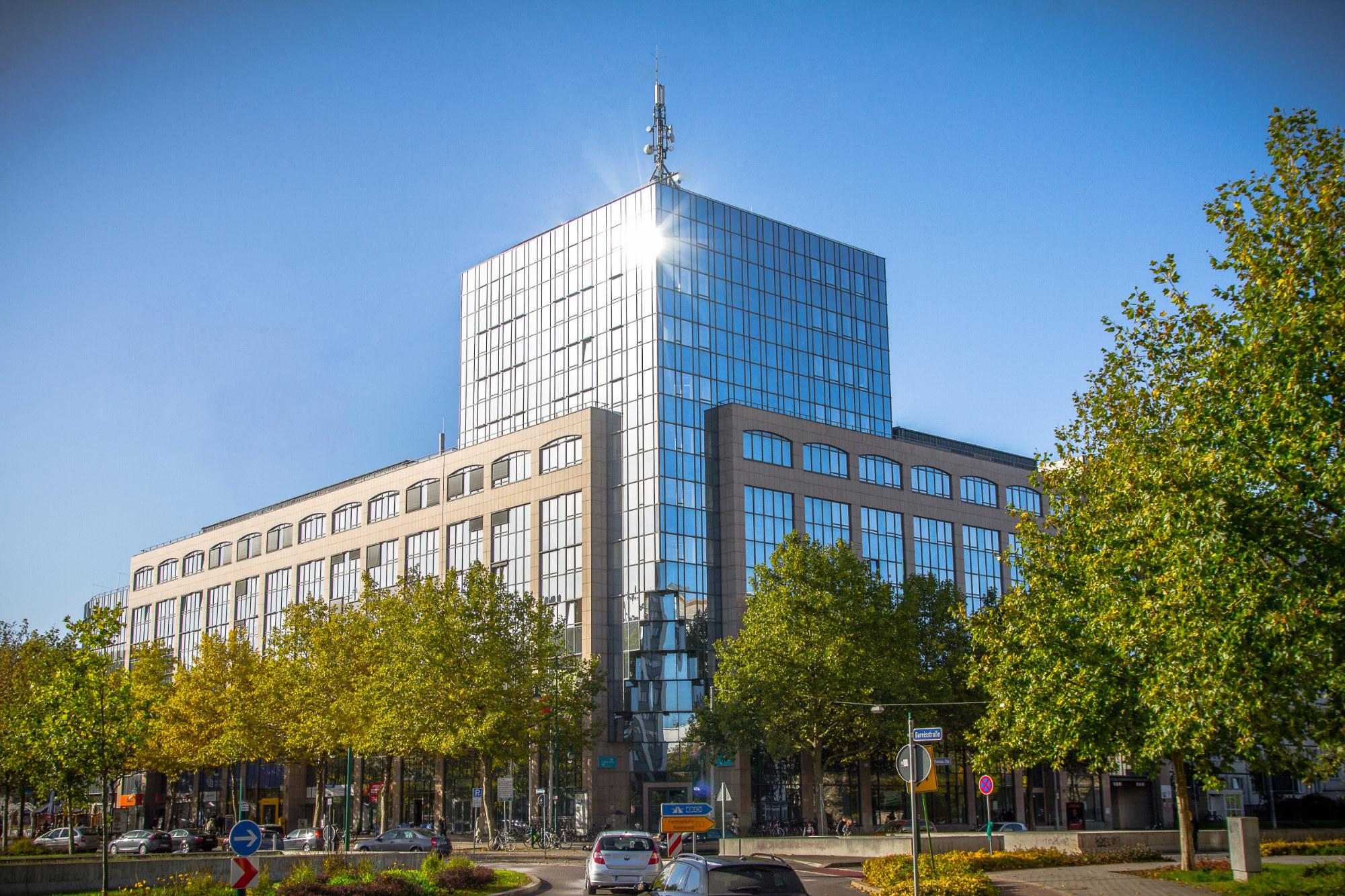 Firmengebäude