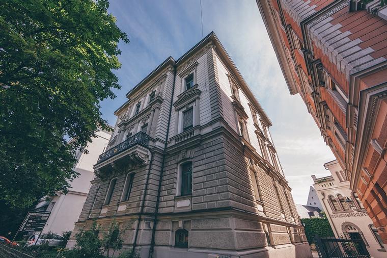 Bürogebäude