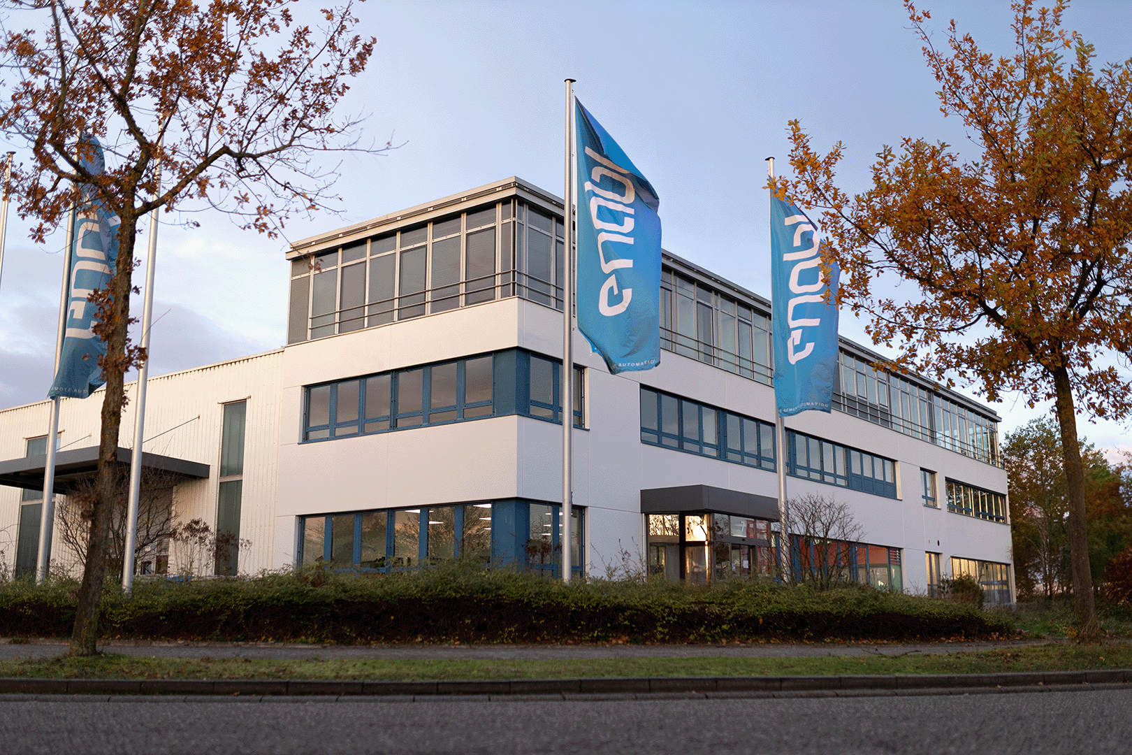 Testhalle und Büro