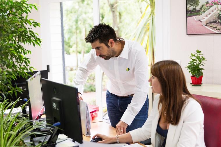 Unsere Mitarbeiter auf das Projekt DM School