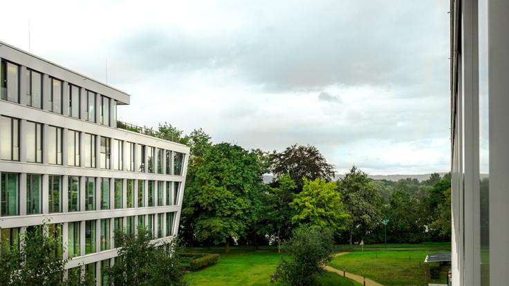 Hier sehen Sie das Bürogebäude.