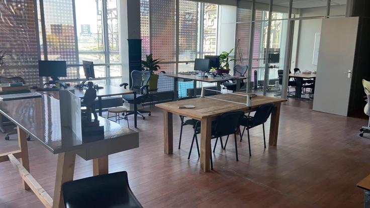 Office space and multifunctional meeting table/ping pong table