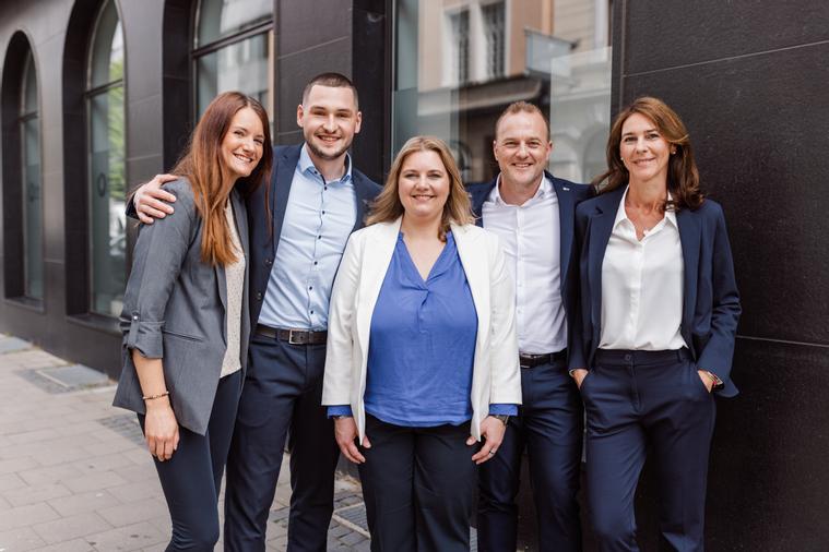 Gruppe von Mitarbeitern